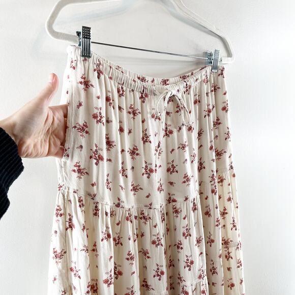 Free People Floral Maxi Skirt - White and Pink - Picture 4 of 10